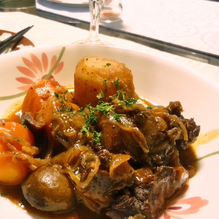 牛すじ肉のワイン煮込み(漬け込みなし)
